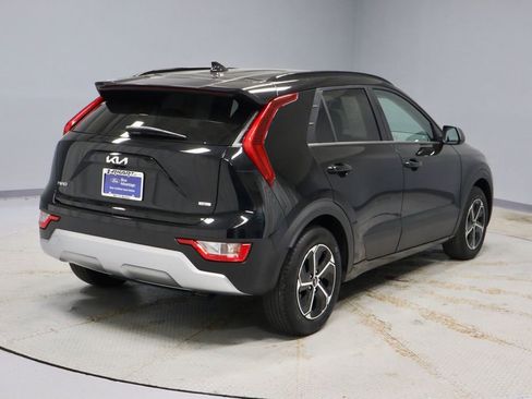 Used 2023 Kia Niro LX FWD image 11