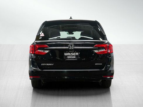Used 2022 Honda Odyssey Touring image 4