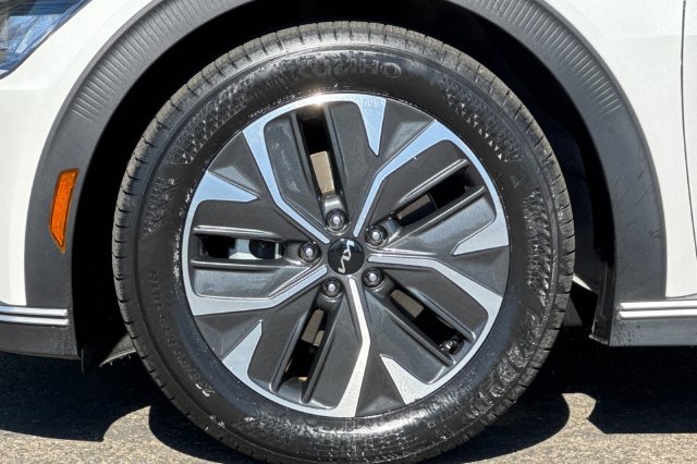 Certified 2023 Kia EV6 Light RWD image 35