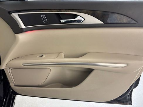 Used 2016 Lincoln MKZ w/ Equipment Group 300A Reserve image 40