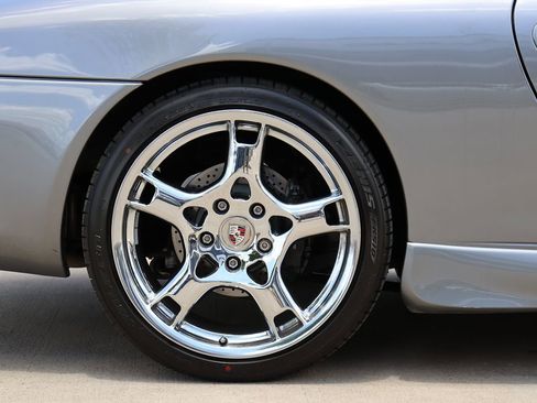 Used 2002 Porsche 911 Carrera image 40