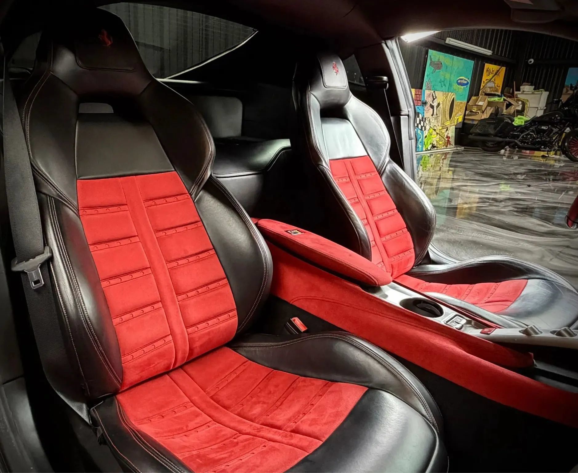 Used 2015 Ferrari F12 Berlinetta RWD image 31