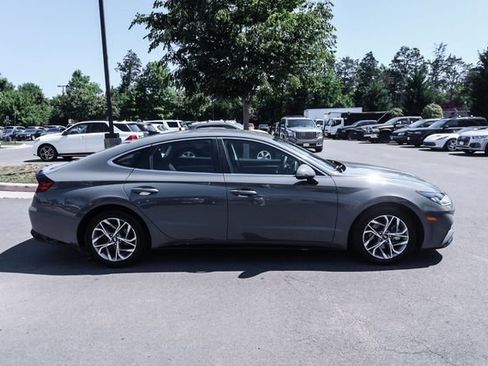 Used 2020 Hyundai Sonata SEL w/ Cargo Package FWD image 12