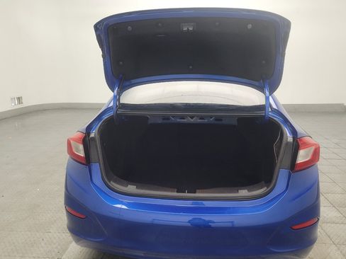 Used 2018 Chevrolet Cruze LT w/ Convenience Package FWD image 29