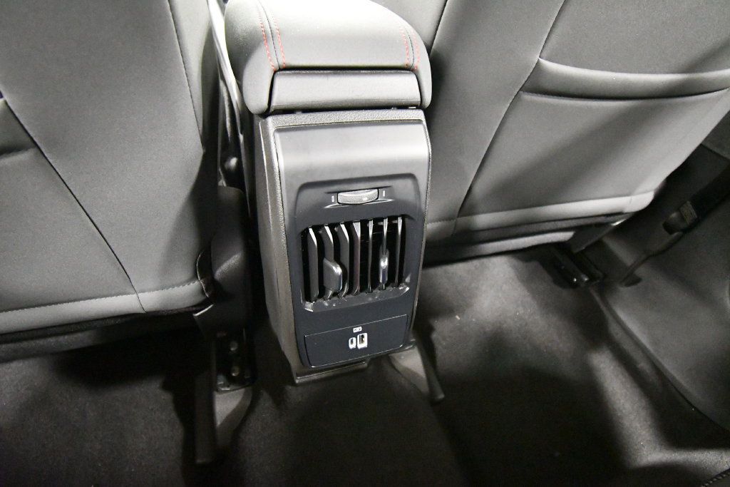Used 2024 Dodge Hornet R/T w/ Tech Pack w/o Parking AWD/4WD image 16