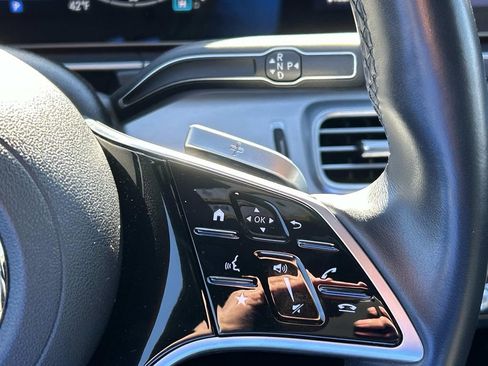 Used 2024 Mercedes-Benz GLE 450e 4MATIC image 31