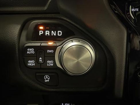 Used 2025 RAM 1500 Laramie image 17