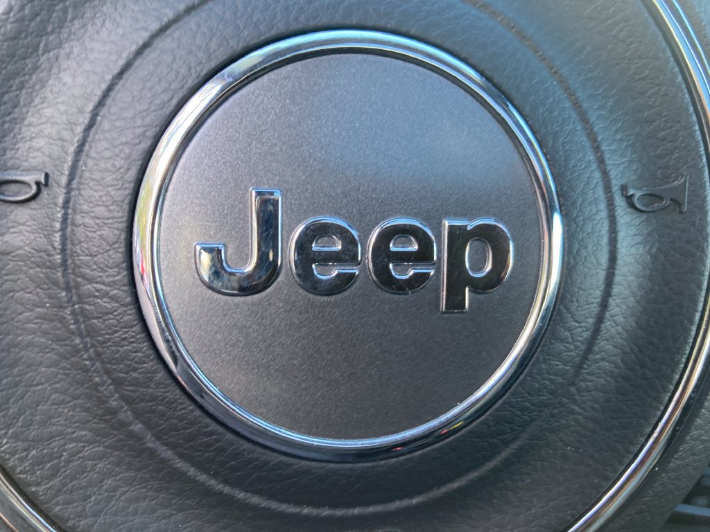Used 2019 Jeep Compass Limited w/ Safety & Security Group AWD/4WD image 28