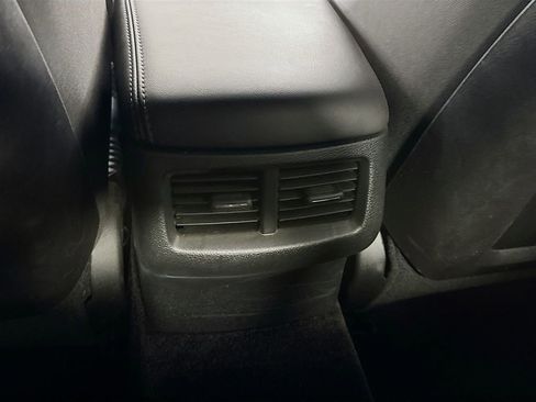 Used 2019 Dodge Challenger R/T w/ Driver Convenience Group image 28