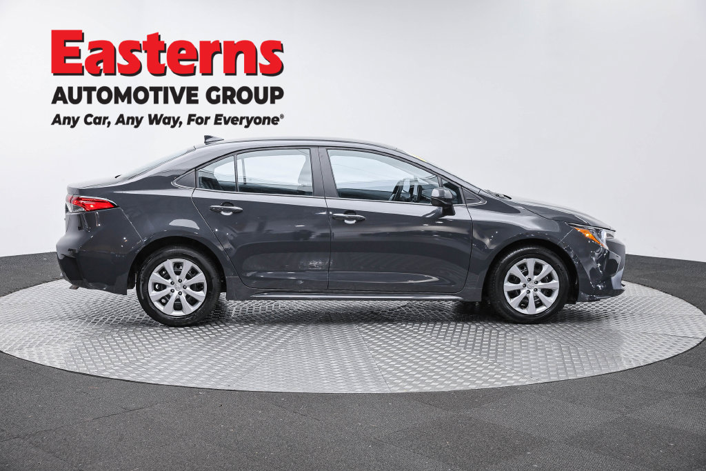 Used 2026 Toyota Corolla LE FWD image 6