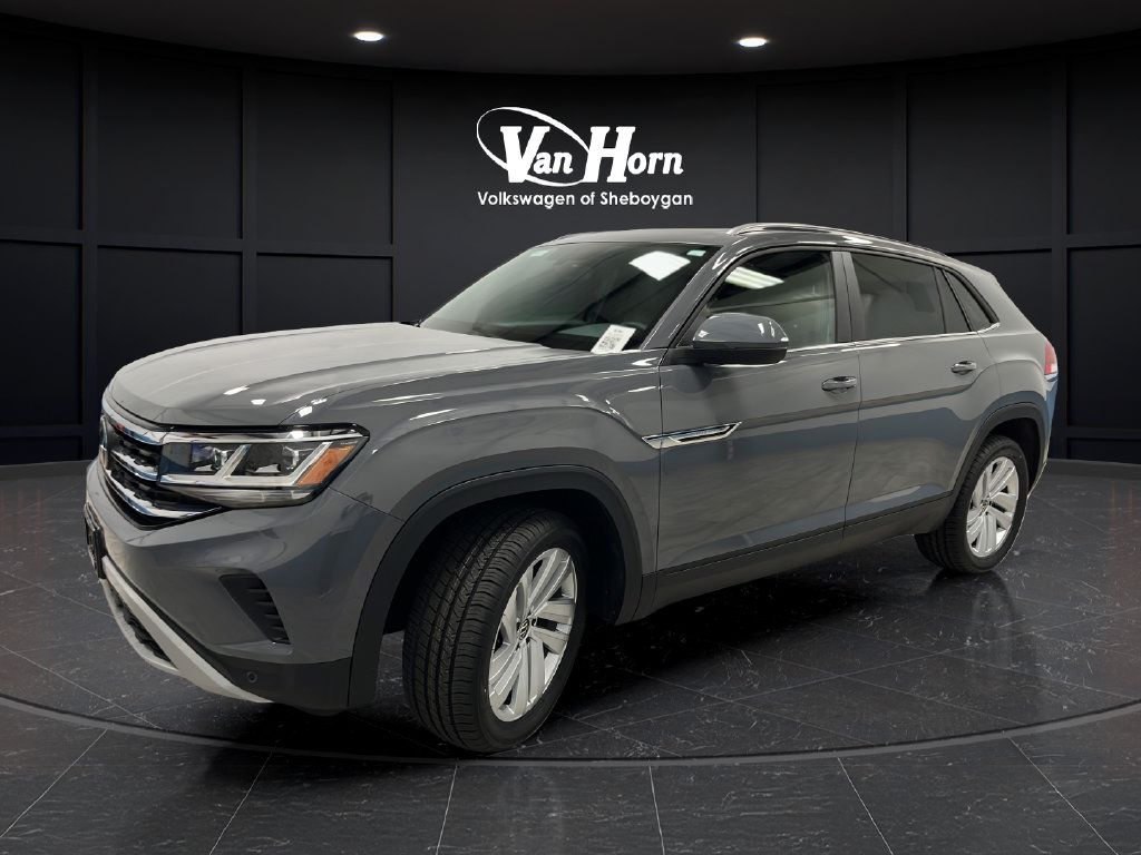 Used 2023 Volkswagen Atlas Cross Sport SE w/ Panoramic Sunroof Package AWD/4WD image 3