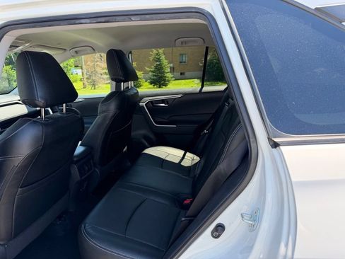 Used 2023 Toyota RAV4 XLE w/ XLE Grade Weather Package AWD/4WD image 20