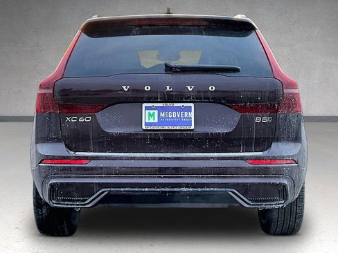 New 2026 Volvo XC60 B5 Ultra w/ Protection Package Premier image 4