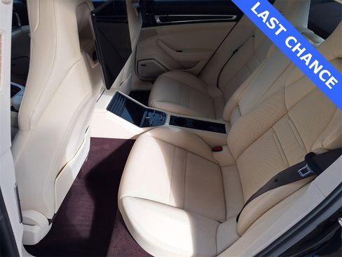 Used 2023 Porsche Panamera 4 Platinum Edition image 14