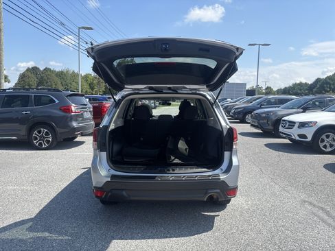 Used 2020 Subaru Forester Premium AWD/4WD image 27