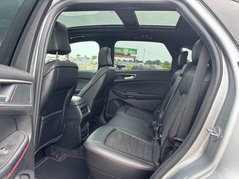 Used 2024 Ford Edge ST-Line w/ Class II Trailer Tow Package AWD/4WD image 13