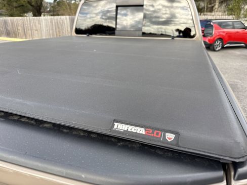 Used 2024 Nissan Titan PRO-4X image 33