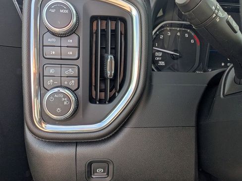 Used 2020 GMC Sierra 1500 Elevation w/ Elevation Value Package AWD/4WD image 30