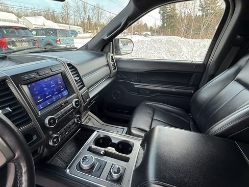 Used 2021 Ford Expedition XLT image 14