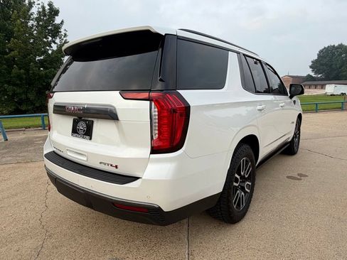 Used 2021 GMC Yukon AT4 w/ AT4 Premium Plus Package AWD/4WD image 6