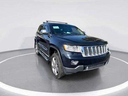 Used 2011 Jeep Grand Cherokee Overland AWD/4WD image 2