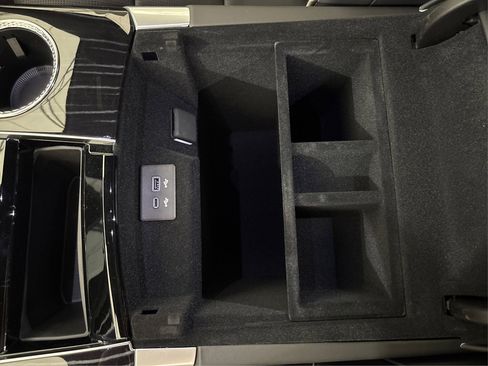 New 2025 Cadillac Escalade ESV Sport w/ LPO, ONYX Package image 35