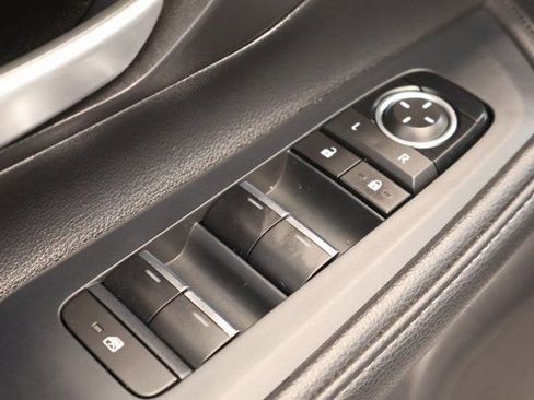 Used 2024 Toyota Grand Highlander XLE image 11