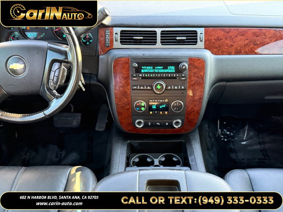 Used 2009 Chevrolet Tahoe LT w/ Luxury Package AWD/4WD image 13