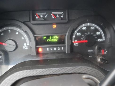 Used 2013 Ford E-250 and Econoline 250 w/ Commercial Cargo Van Pkg image 43