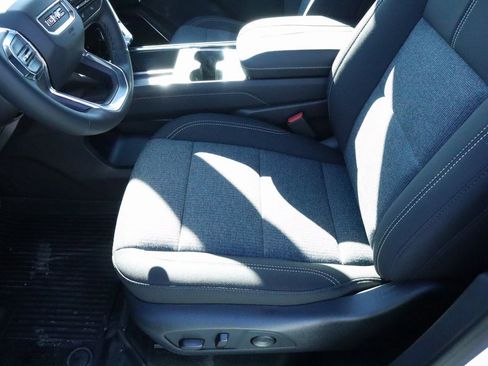 New 2026 GMC Acadia Elevation w/ LPO, Floor Liner Package image 14