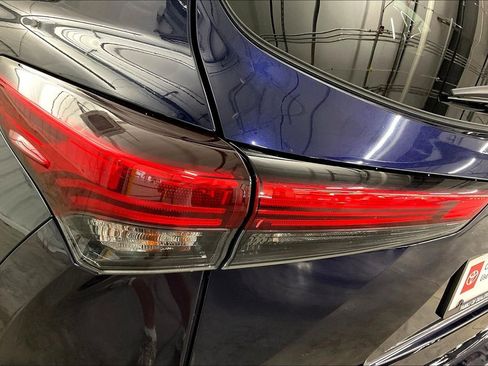 Used 2022 Toyota Highlander XLE image 34