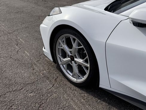 Used 2023 Chevrolet Corvette Stingray Premium Conv w/ 3LT RWD image 9