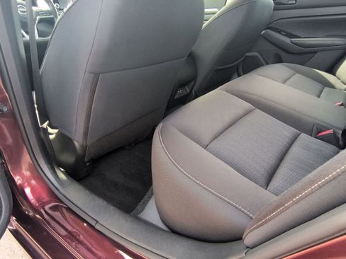 Used 2023 Nissan Altima 2.5 SV FWD image 18