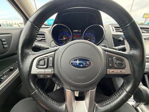 Used 2016 Subaru Outback 2.5i Limited AWD/4WD image 19