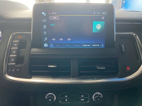 Used 2023 Chevrolet Tahoe High Country image 2