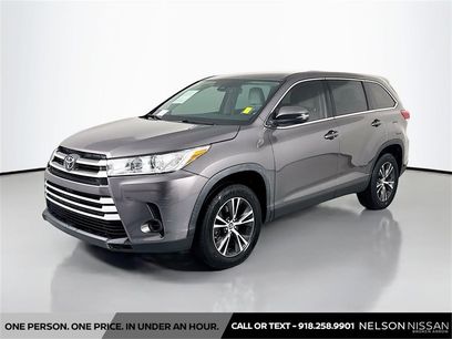 Used 2019 Toyota Highlander LE
