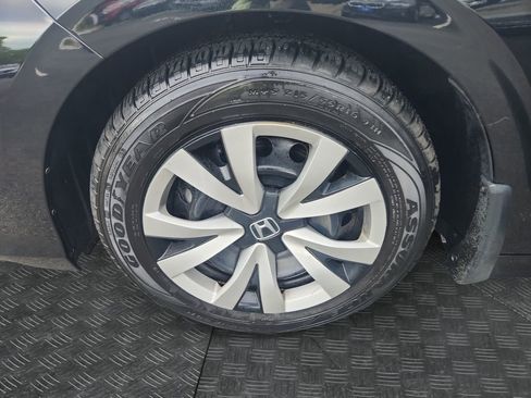 Certified 2025 Honda Civic LX image 14