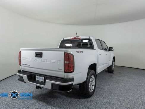 Used 2022 Chevrolet Colorado LT w/ LT Convenience Package image 7