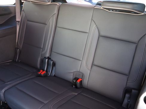 Used 2025 Chevrolet Tahoe Premier image 36