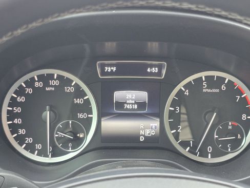 Used 2019 INFINITI QX30 w/ Navigation Package image 24