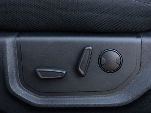 Used 2019 Ford F150 XLT w/ Equipment Group 302A Luxury image 21