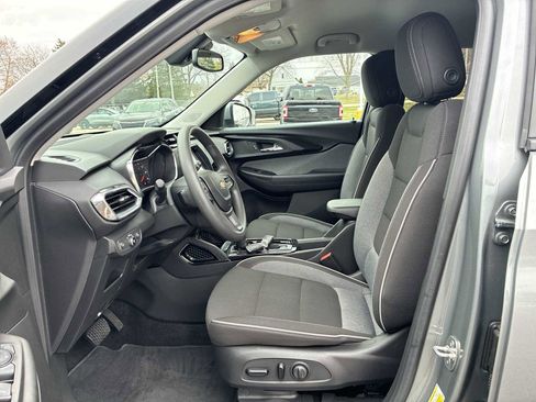 Certified 2023 Chevrolet TrailBlazer LT w/ Convenience Package image 18