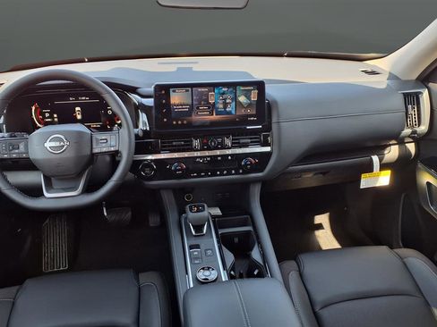 New 2026 Nissan Pathfinder SL AWD/4WD image 19