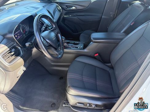 Certified 2022 Chevrolet Equinox RS w/ Infotainment Package image 18
