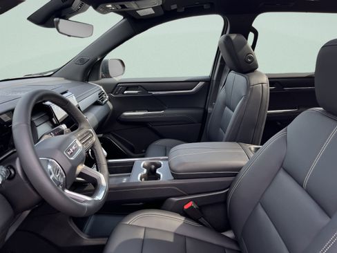 New 2026 GMC Acadia Elevation w/ Elevation Premium Package AWD/4WD image 13