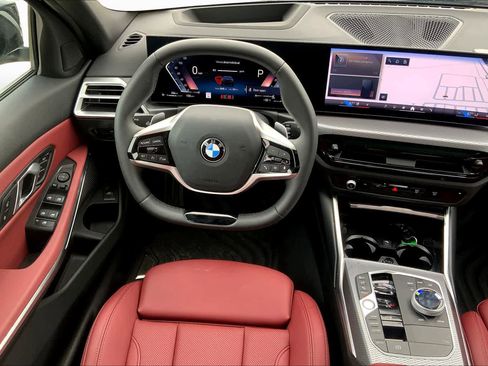 Used 2026 BMW 330i Sedan w/ Premium Package RWD image 10