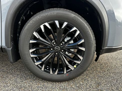 New 2026 Nissan Rogue SV image 12