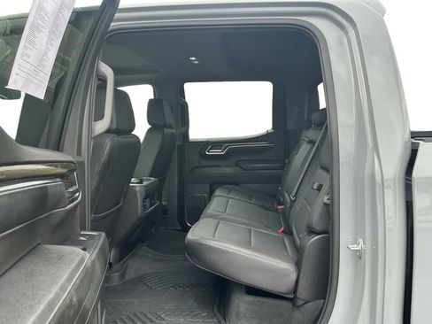 Used 2024 Chevrolet Silverado 1500 LT Trail Boss w/ LT Trail Boss Premium Package image 21