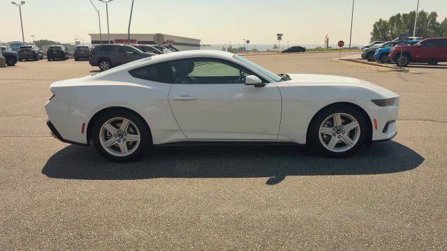 Used 2026 Ford Mustang Premium RWD image 9