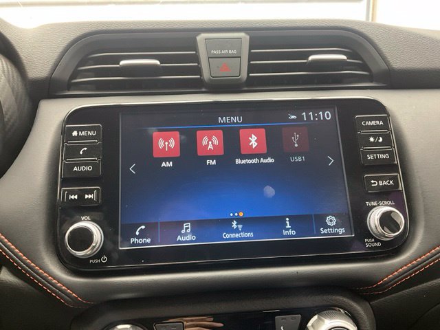 Used 2025 Nissan Versa SR w/ Trunk Package FWD image 9